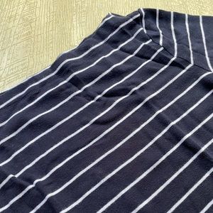 ✨GAP elbow-sleeve top✨